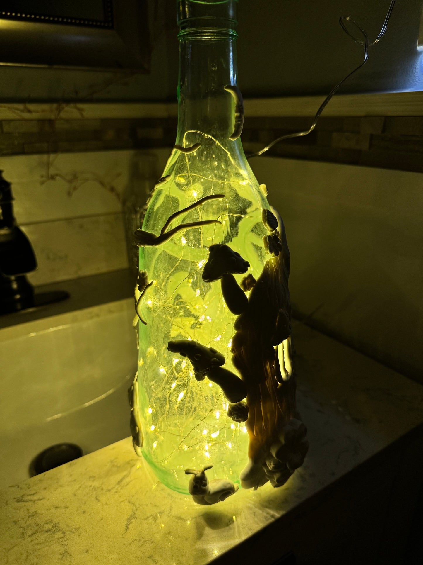 🧚♀️✨Fairy Garden Wine Bottle Night Light Class | 2-Day DIY Workshop ✨🍷 August 20th & 27th