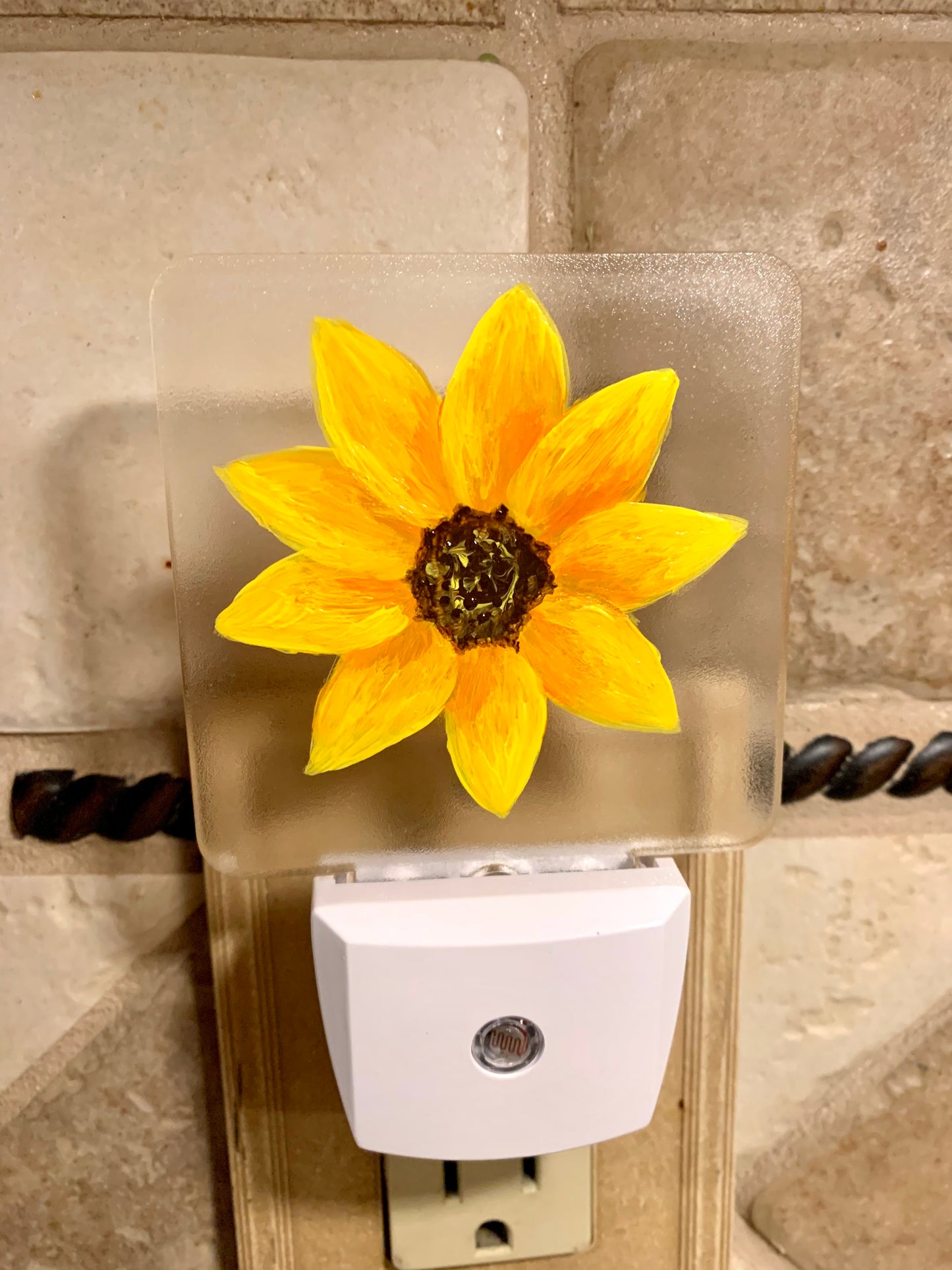 Sunflower Plug-in LED Night Light with Light Sensor - MixMatched Creations